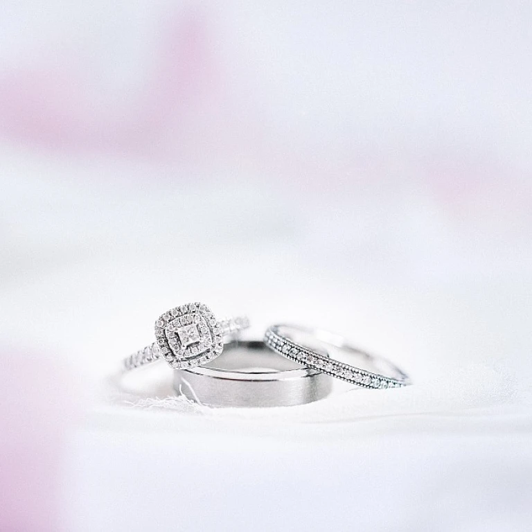 Choosing the Perfect Wedding Rings for Women