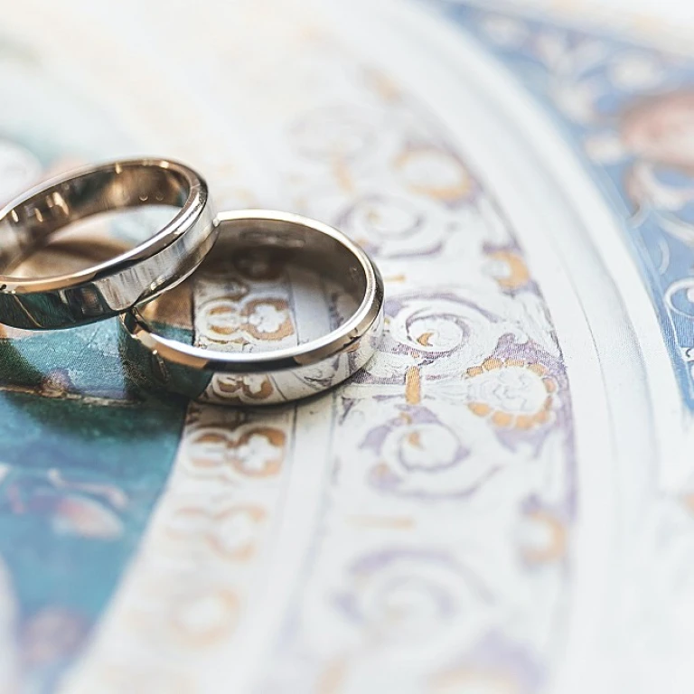 8 Surprising Facts About Wedding Rings You Never Knew